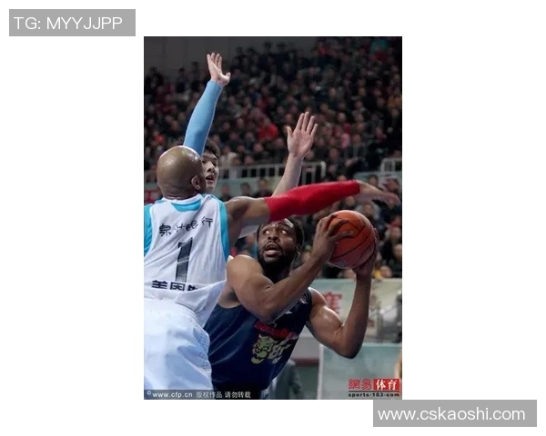 布罗斯与萨基里斯的巅峰对决谁将赢得最终荣耀